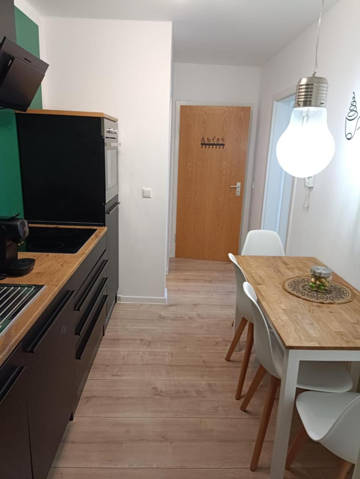 Ferienwohnung Enzian - Naehe Kapellplatz - Oeffentlicher Parkplatz - Aufzug التوتينغ المظهر الخارجي الصورة